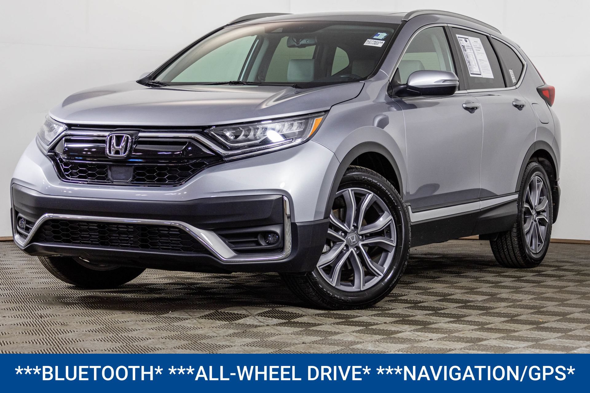 Used 2020 Honda CR-V Touring image 2