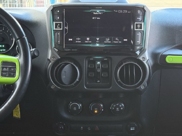 Used 2018 Jeep Wrangler Unlimited Sport S AWD/4WD image 16