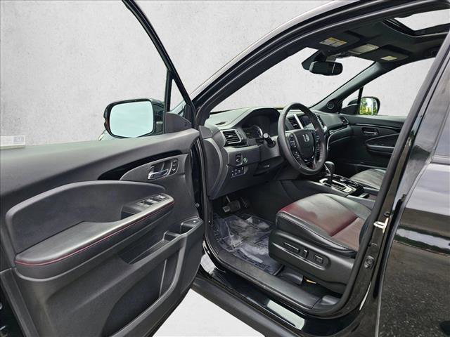 Used 2019 Honda Ridgeline Black Edition image 17