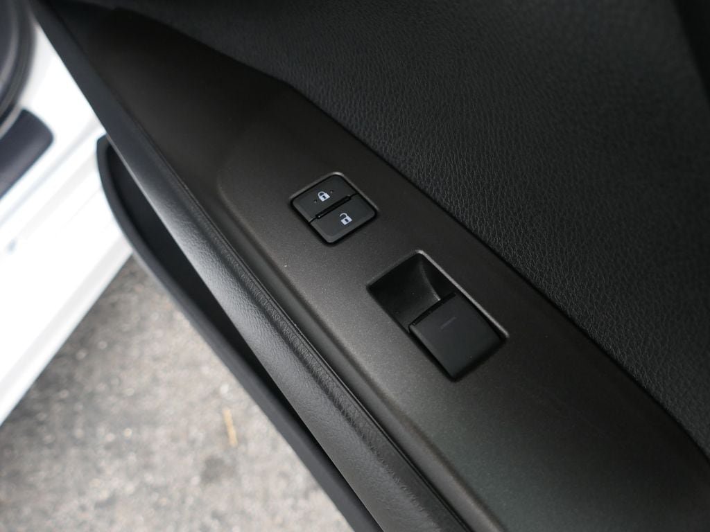Used 2024 Toyota Camry SE FWD image 27