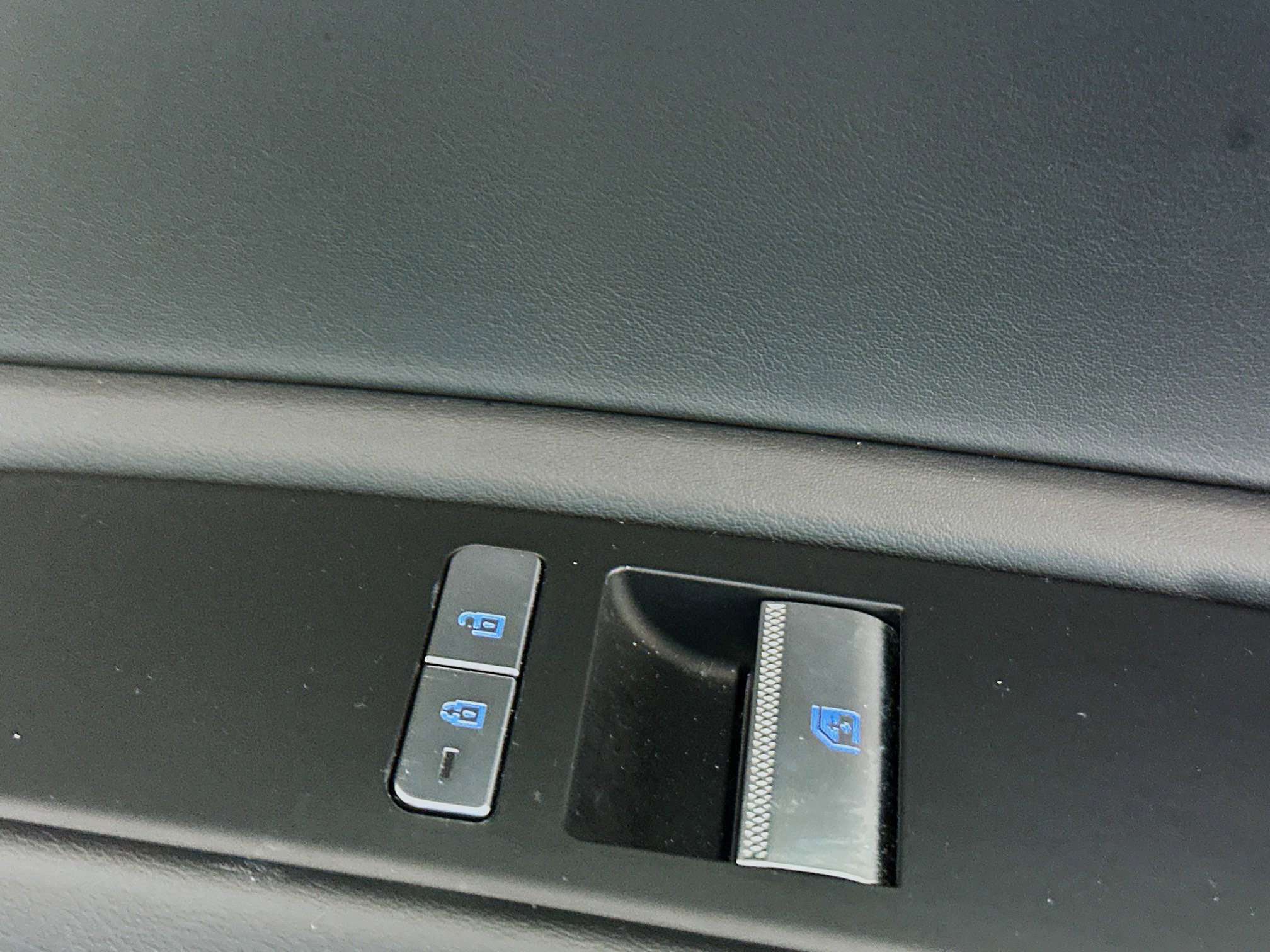 Used 2024 Genesis GV80 2.5T image 28