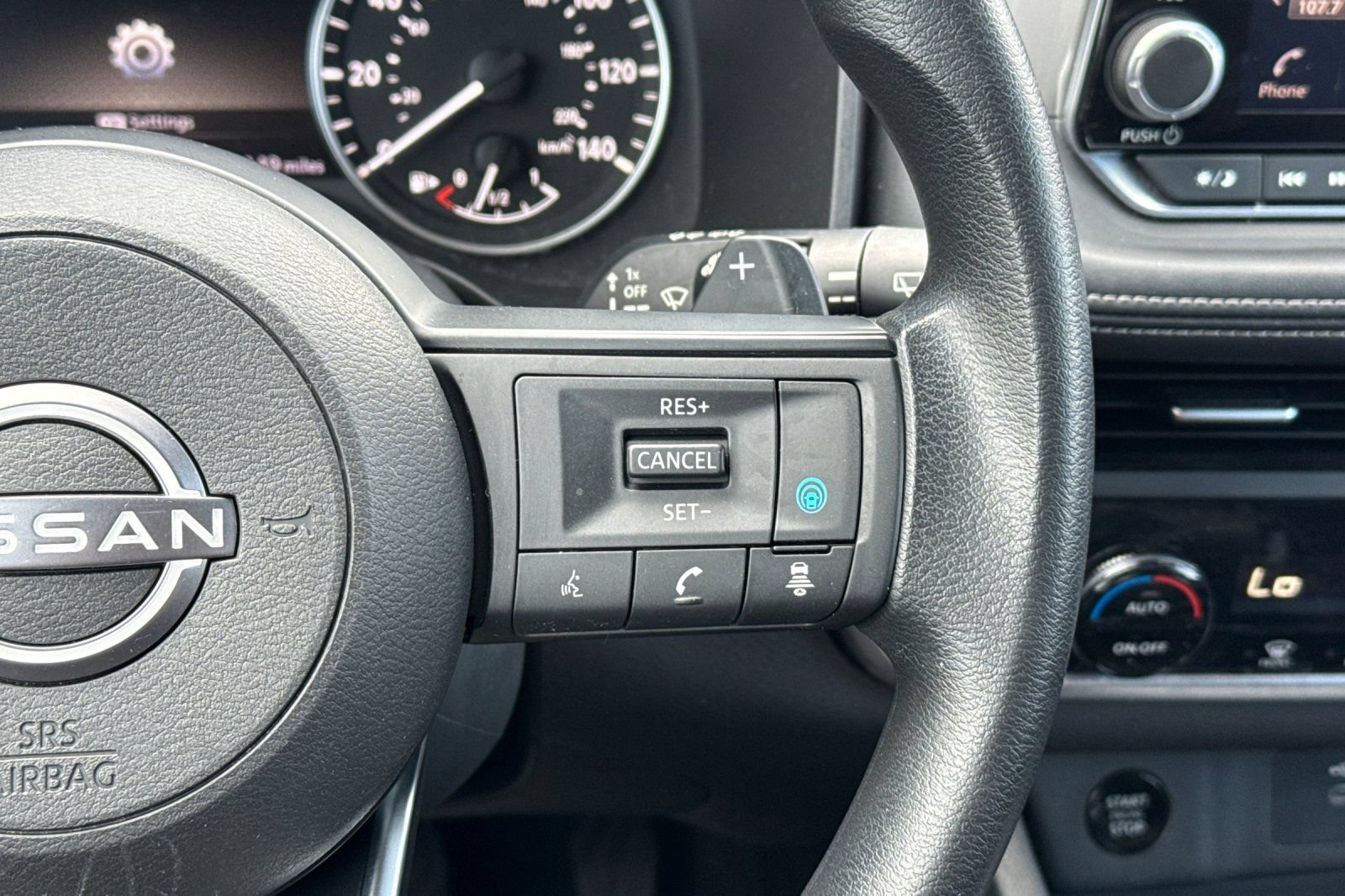 Certified 2024 Nissan Rogue SV AWD/4WD image 32