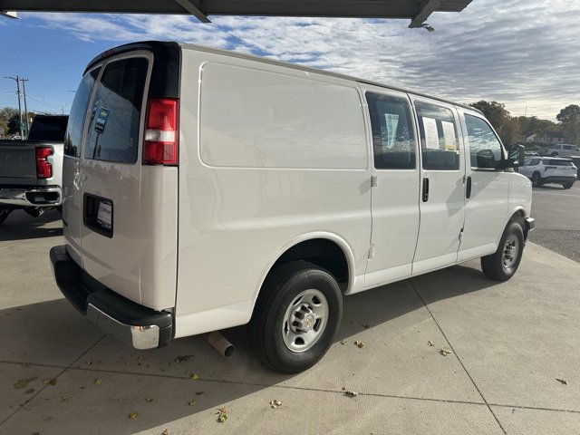 Certified 2024 Chevrolet Express 2500 w/ Driver Convenience Package image 6