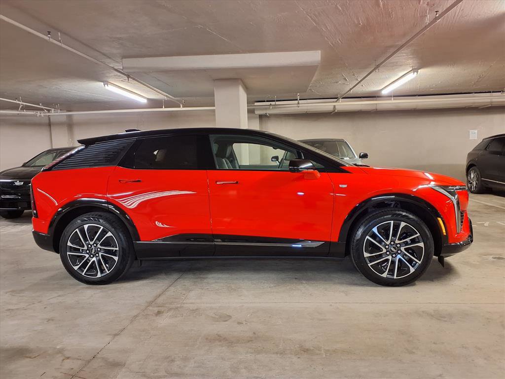 New 2026 Cadillac Optiq Sport 1 image 4