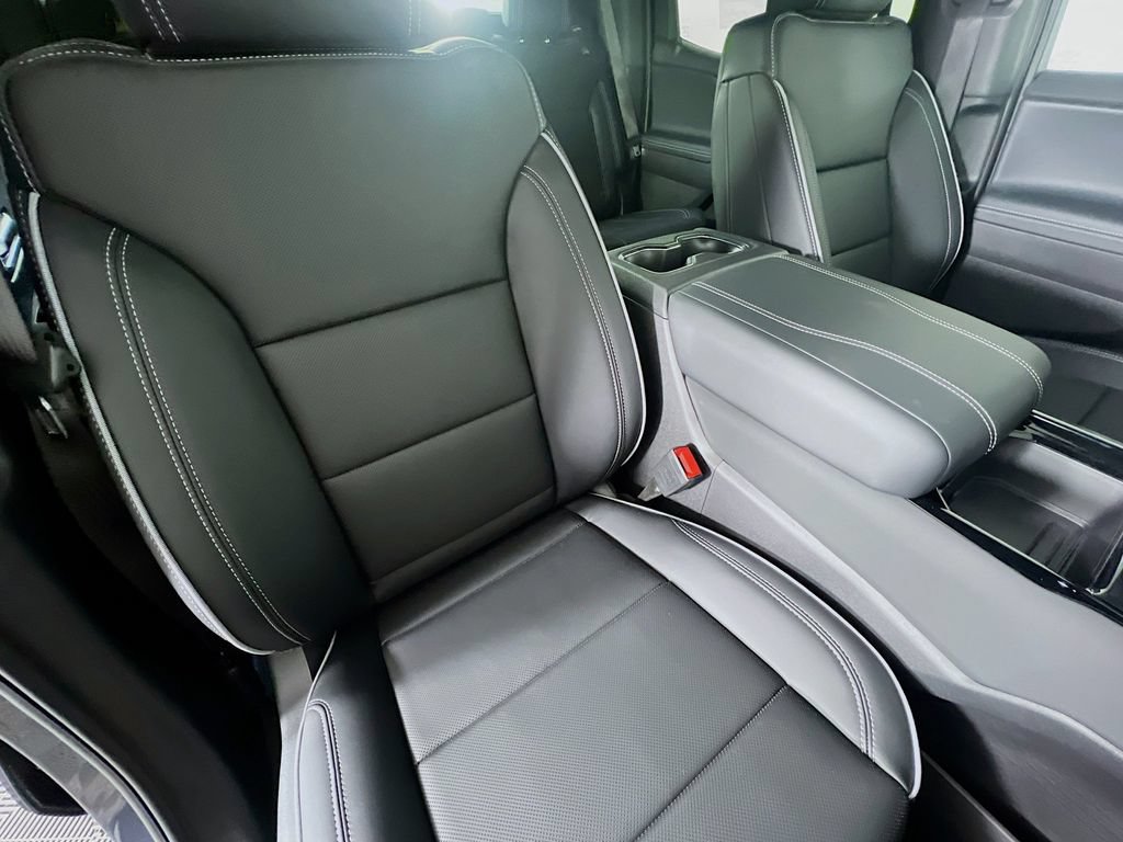 New 2026 Chevrolet Silverado EV LT w/ Plus Package AWD/4WD image 29