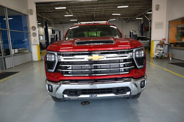 New 2026 Chevrolet Silverado 2500 LTZ w/ LTZ Premium Package AWD/4WD image 2
