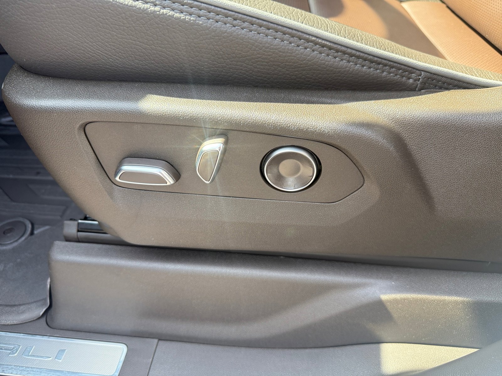 New 2026 GMC Sierra 3500 Denali w/ Technology Package image 27