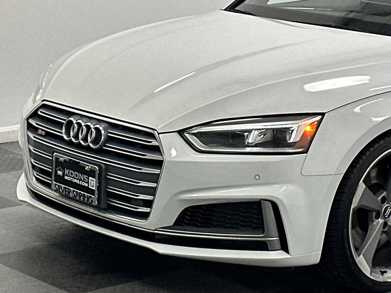 Used 2019 Audi S5 Premium Plus image 2