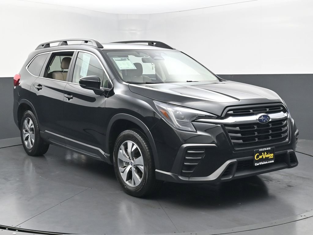 Used 2024 Subaru Ascent Premium w/ Convenience Package image 3