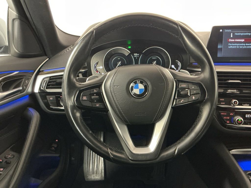 Used 2018 BMW 530e w/ Premium Package 2 image 16