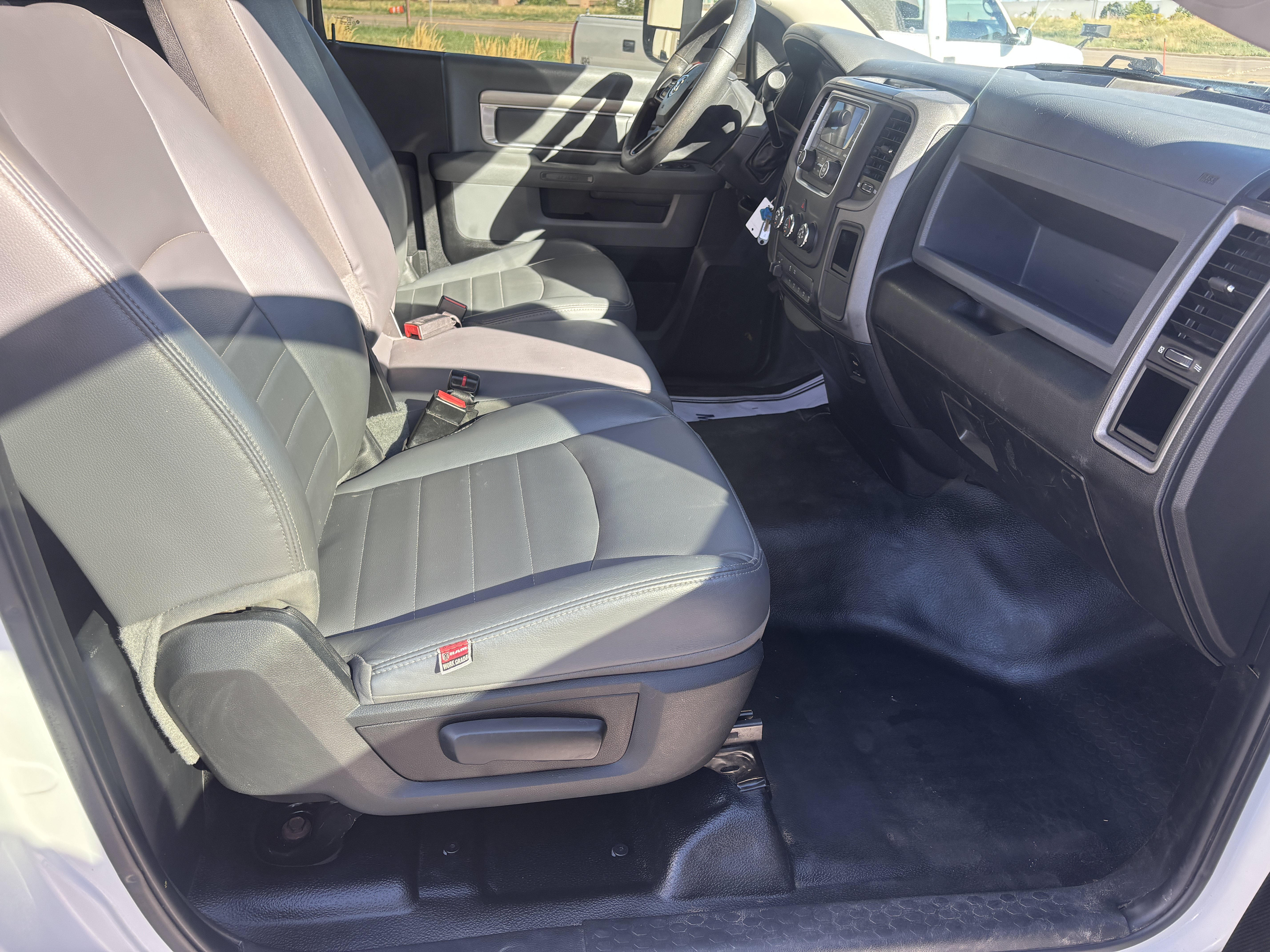 Used 2018 RAM 4500 Tradesman w/ Power Accessory Group RWD image 10