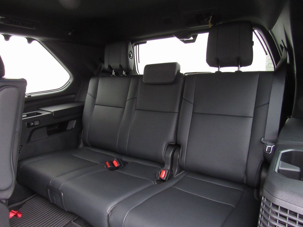 Certified 2025 Toyota Sequoia Platinum image 18