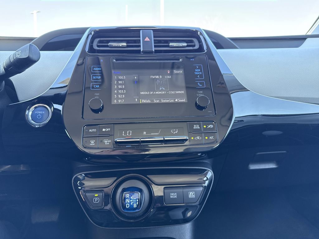 Used 2019 Toyota Prius LE FWD image 18