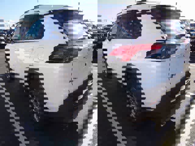 Used 2025 Toyota RAV4 XLE image 8