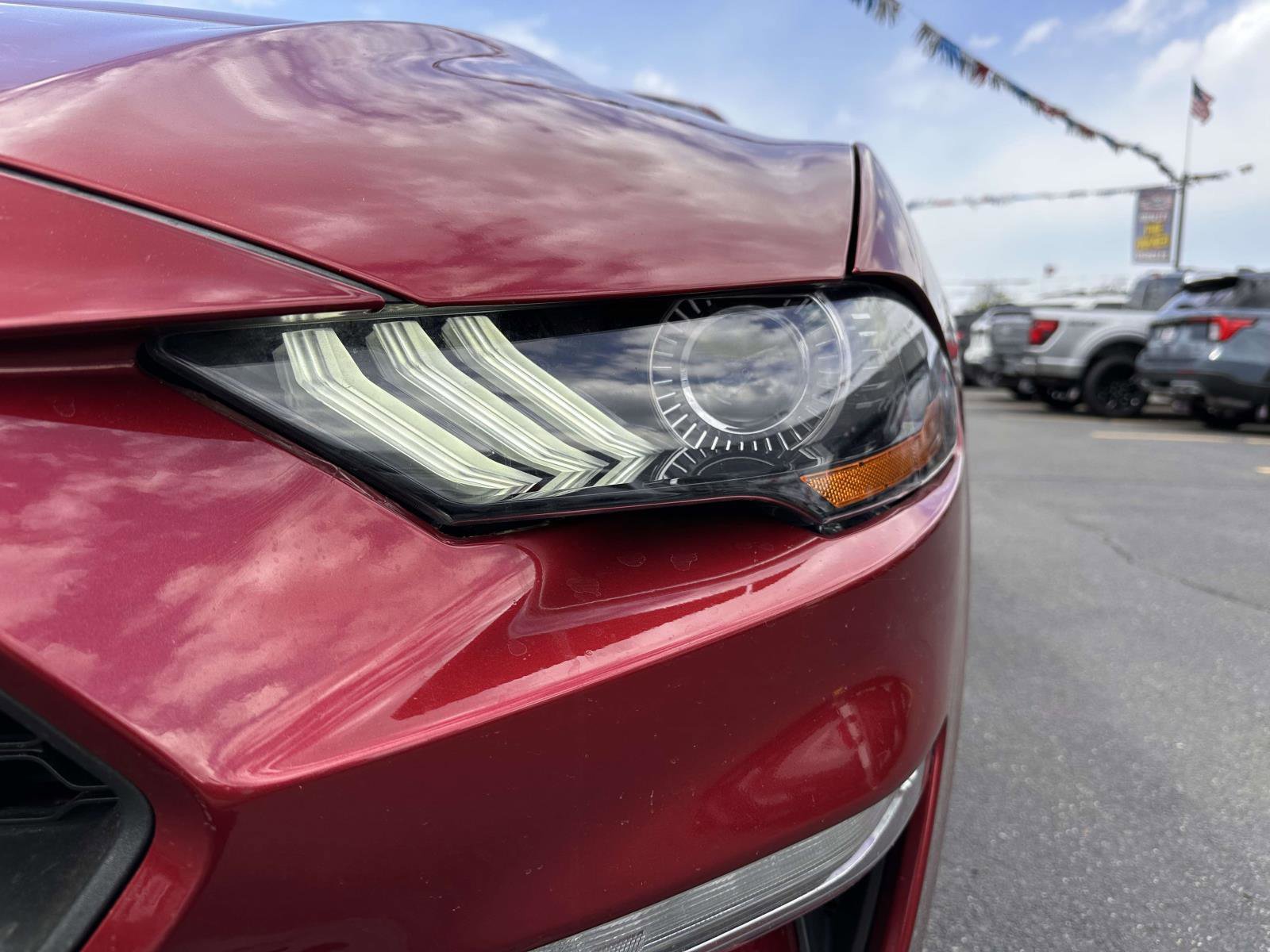 Used 2019 Ford Mustang Coupe RWD image 8