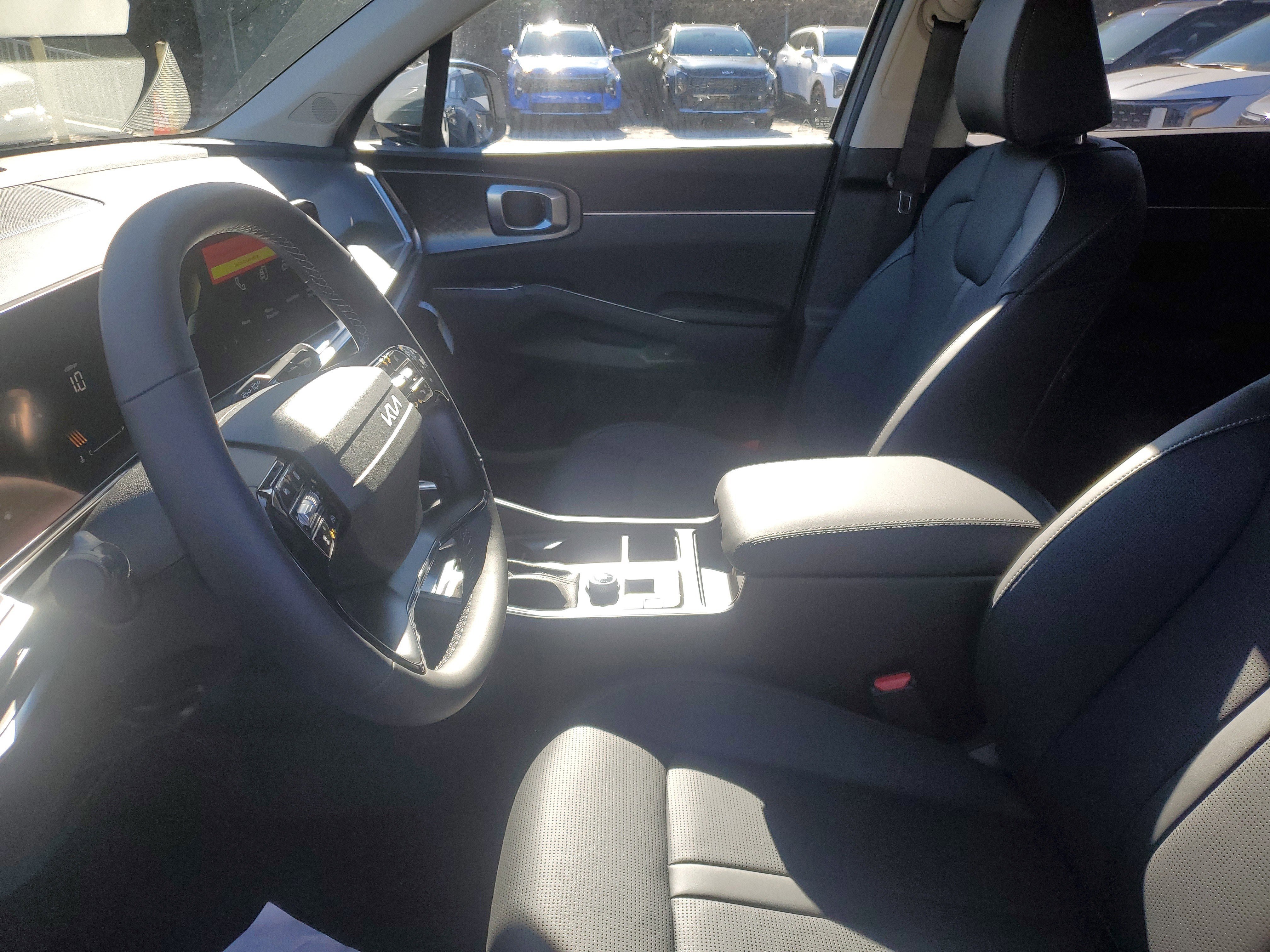 New 2026 Kia Sorento S w/ S Panoramic Sunroof Package FWD image 16