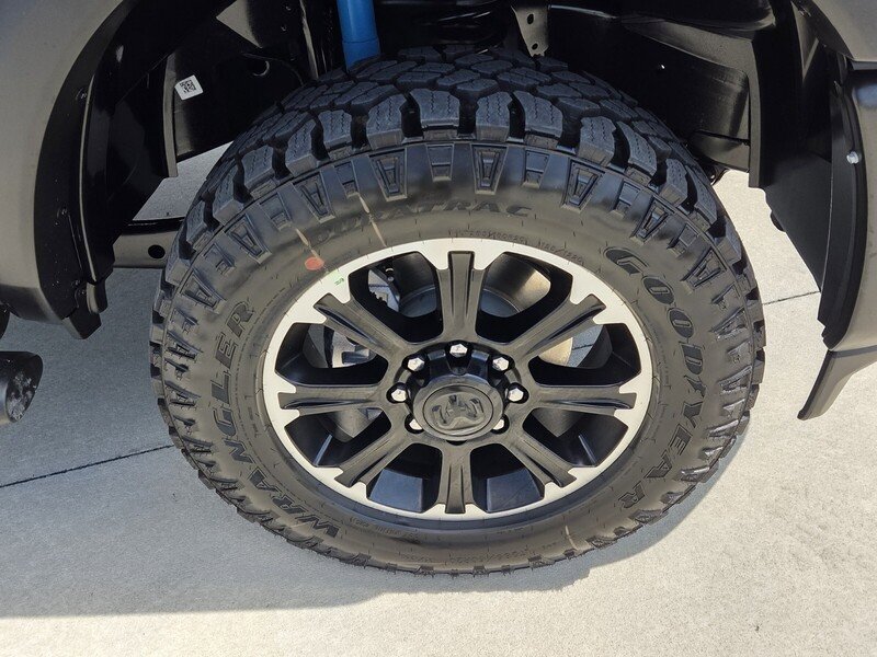 New 2026 RAM 2500 Warlock AWD/4WD image 16