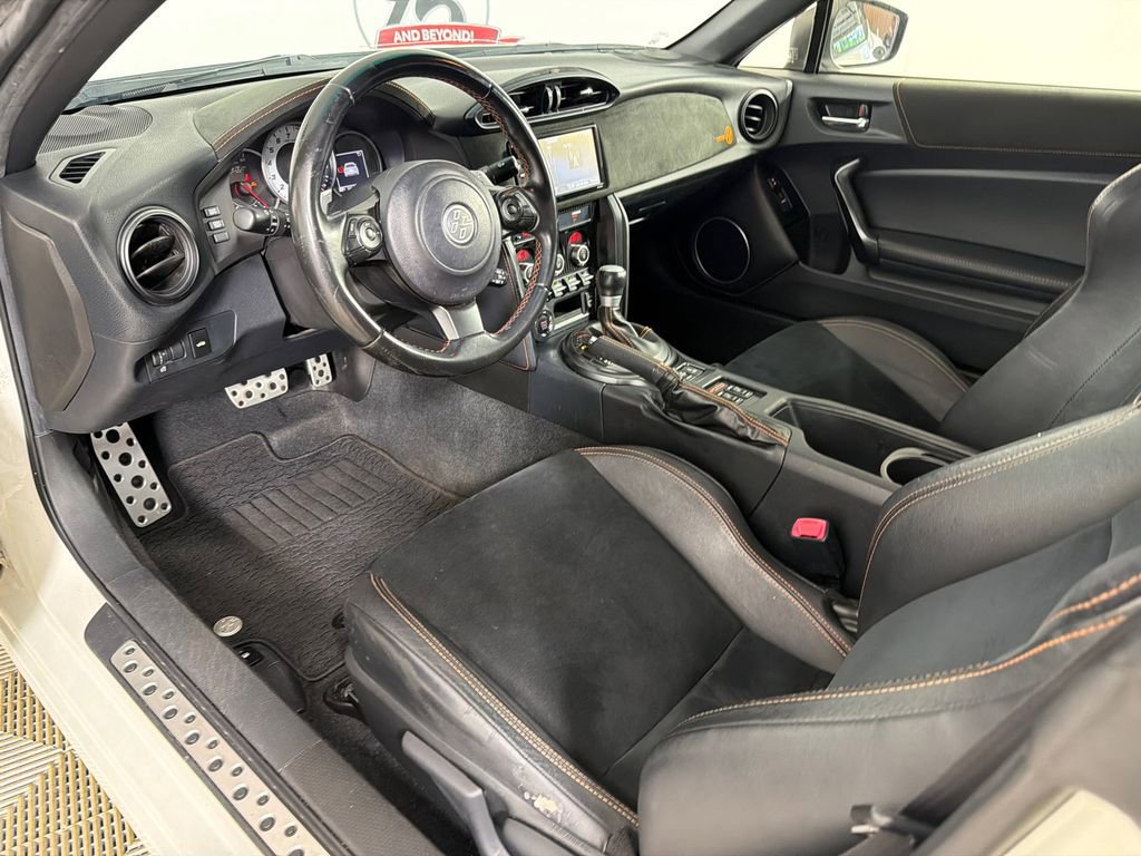 Used 2017 Toyota 86 860 Special Edition RWD image 19