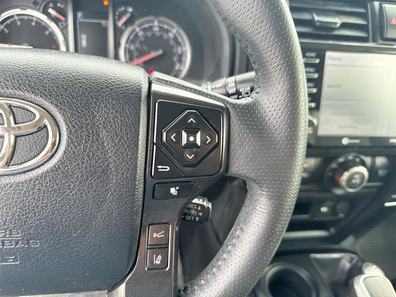 Used 2022 Toyota 4Runner TRD Off-Road Premium image 29
