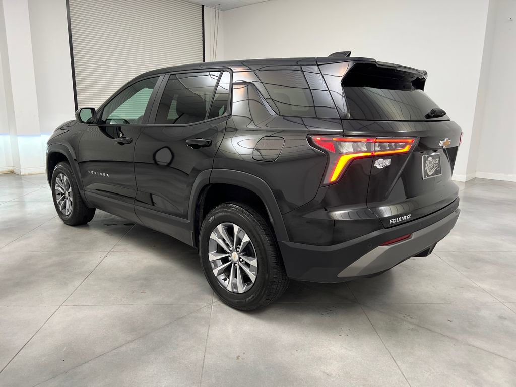 Used 2025 Chevrolet Equinox LT image 5