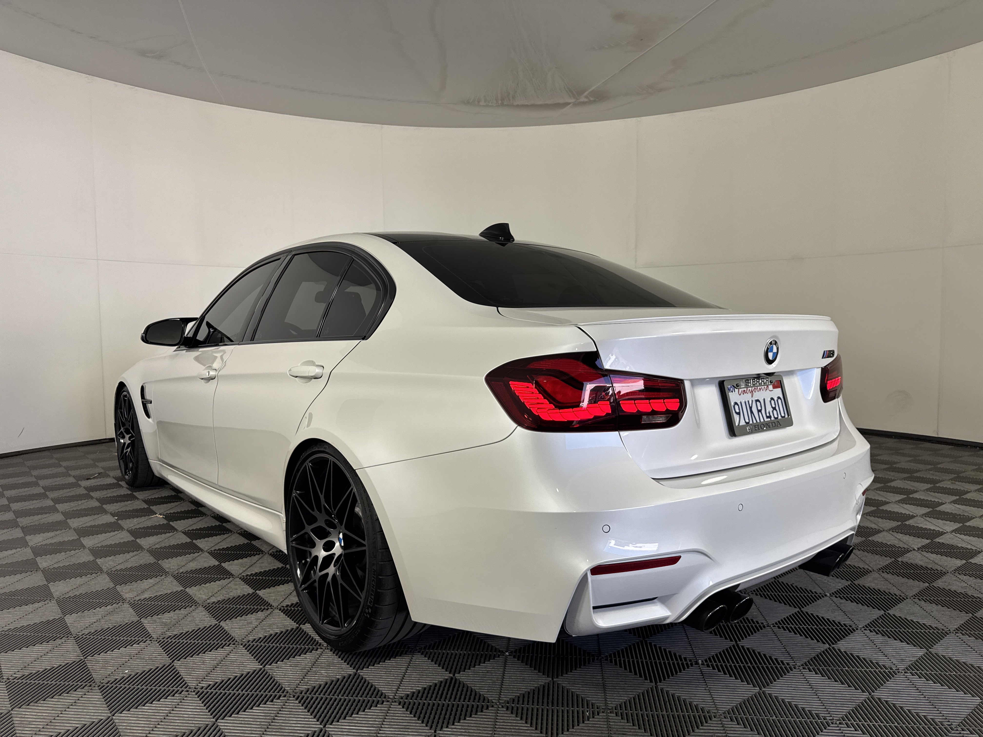 Used 2018 BMW M3 w/ Competition Package RWD image 7