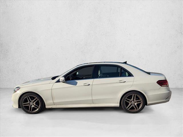Used 2014 Mercedes-Benz E 350 4MATIC Sedan image 3