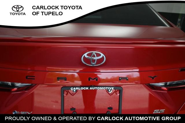 Used 2025 Toyota Camry SE w/ Convenience Package FWD image 31