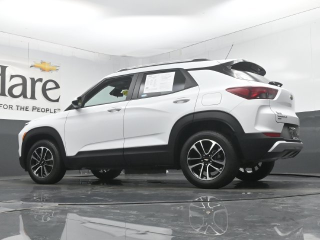 Used 2025 Chevrolet TrailBlazer LT AWD/4WD image 62