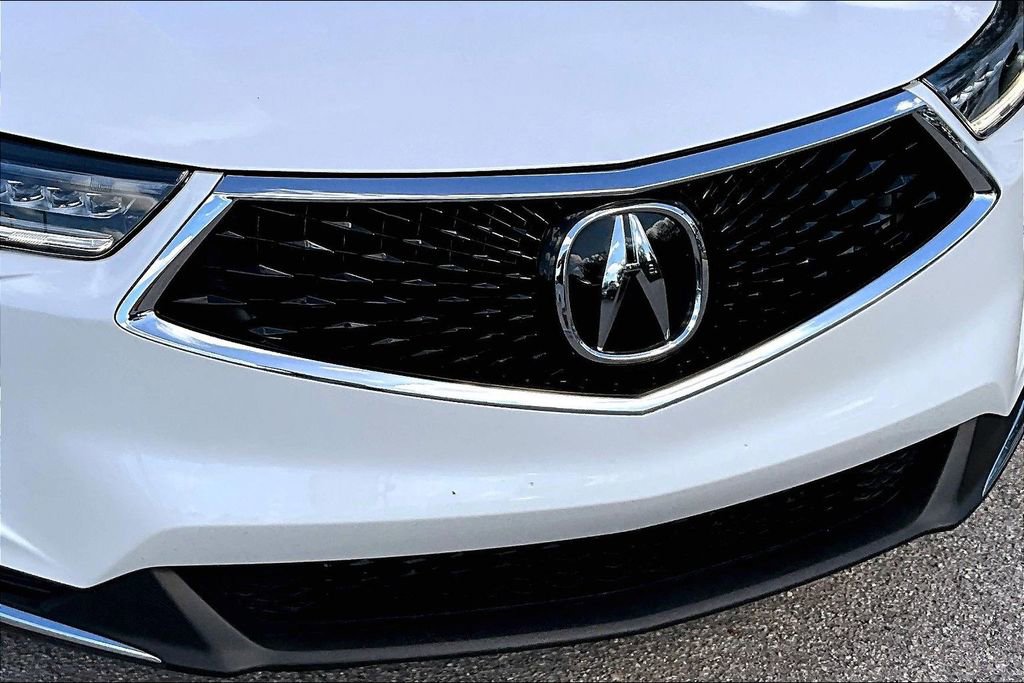 Used 2024 Acura RDX SH-AWD image 11