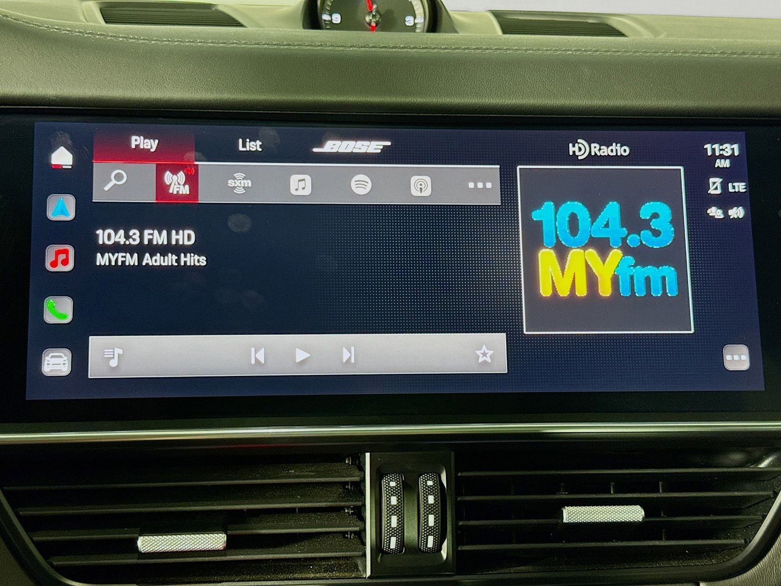 Used 2023 Porsche Cayenne Turbo image 15