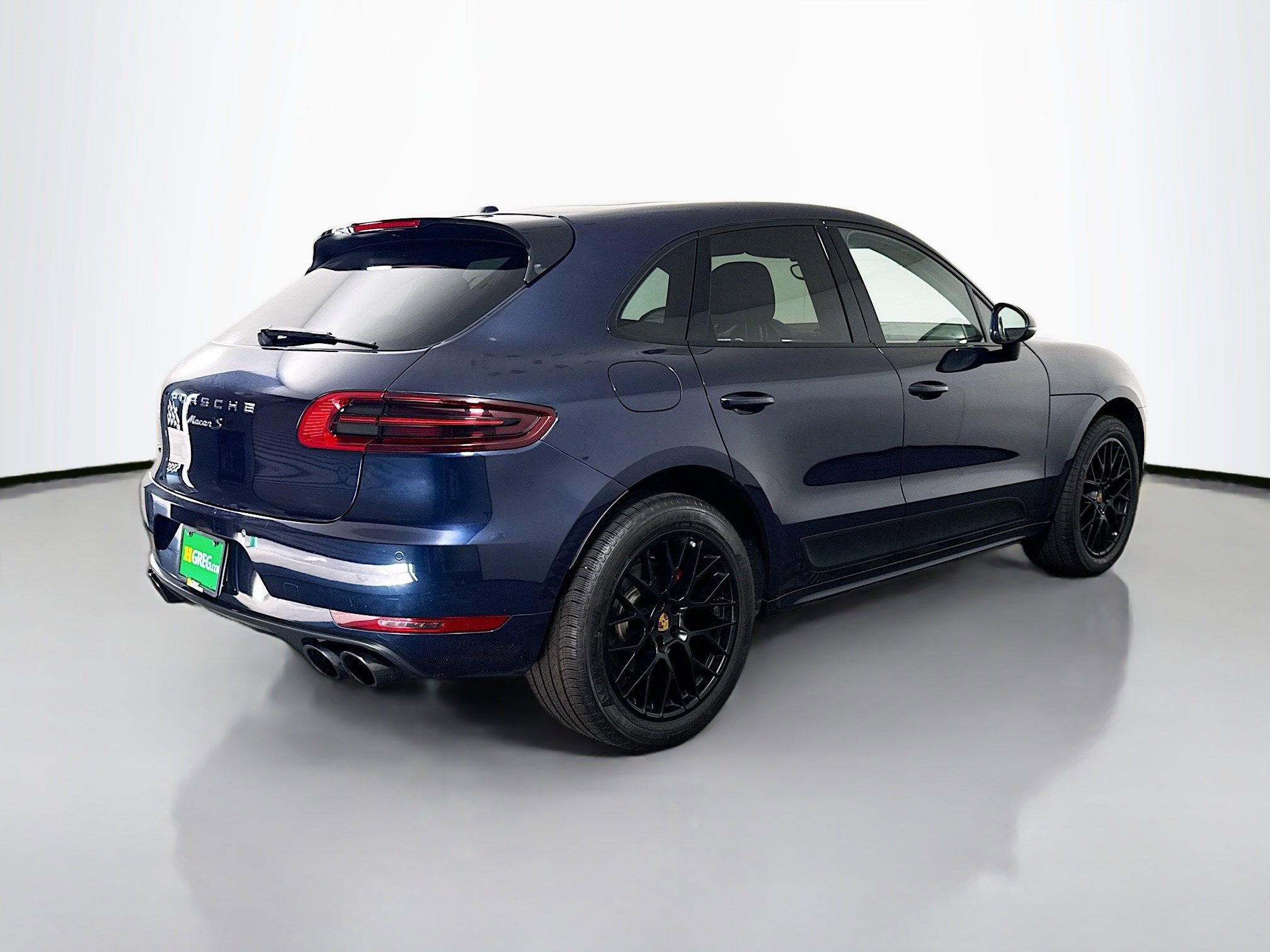 Used 2017 Porsche Macan GTS w/ Premium Package Plus image 10