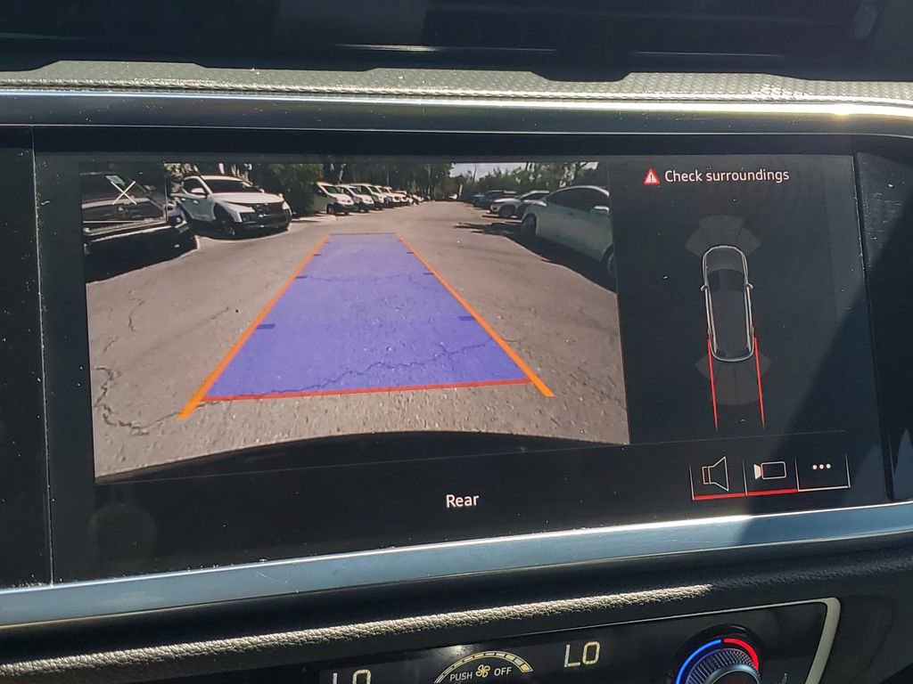 Used 2023 Audi Q3 2.0T Premium image 29