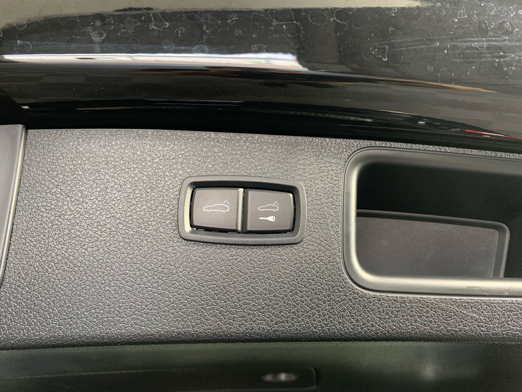 Used 2018 Porsche Macan image 37
