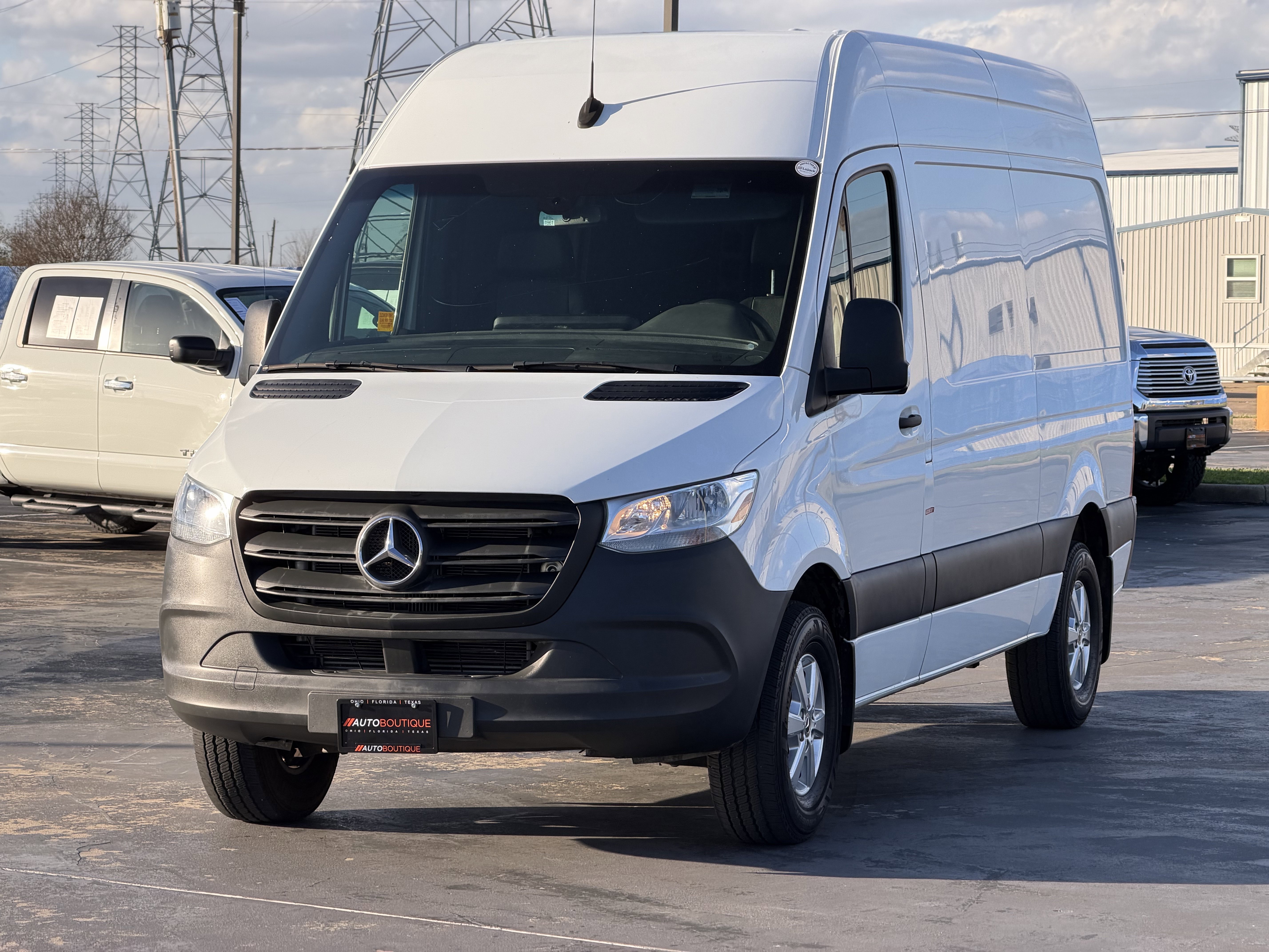 Used 2022 Mercedes-Benz Sprinter 1500 image 5