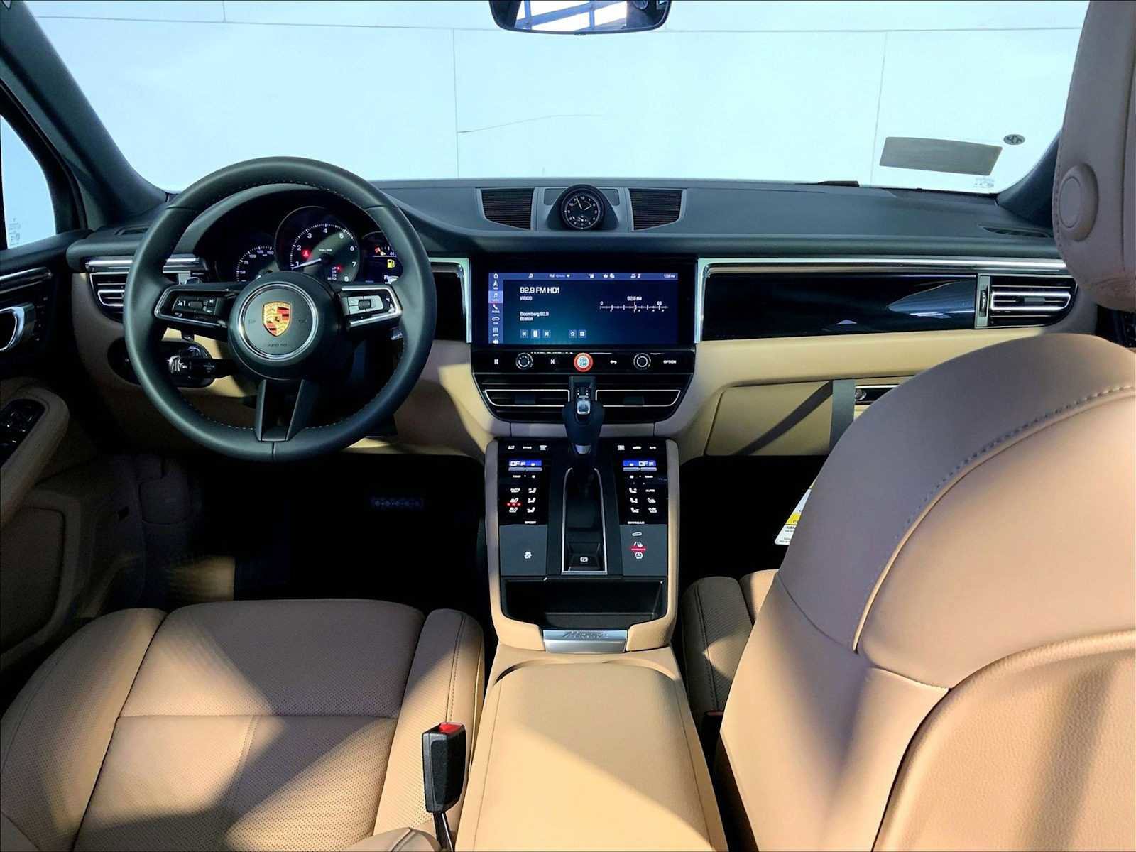 New 2026 Porsche Macan AWD/4WD image 14