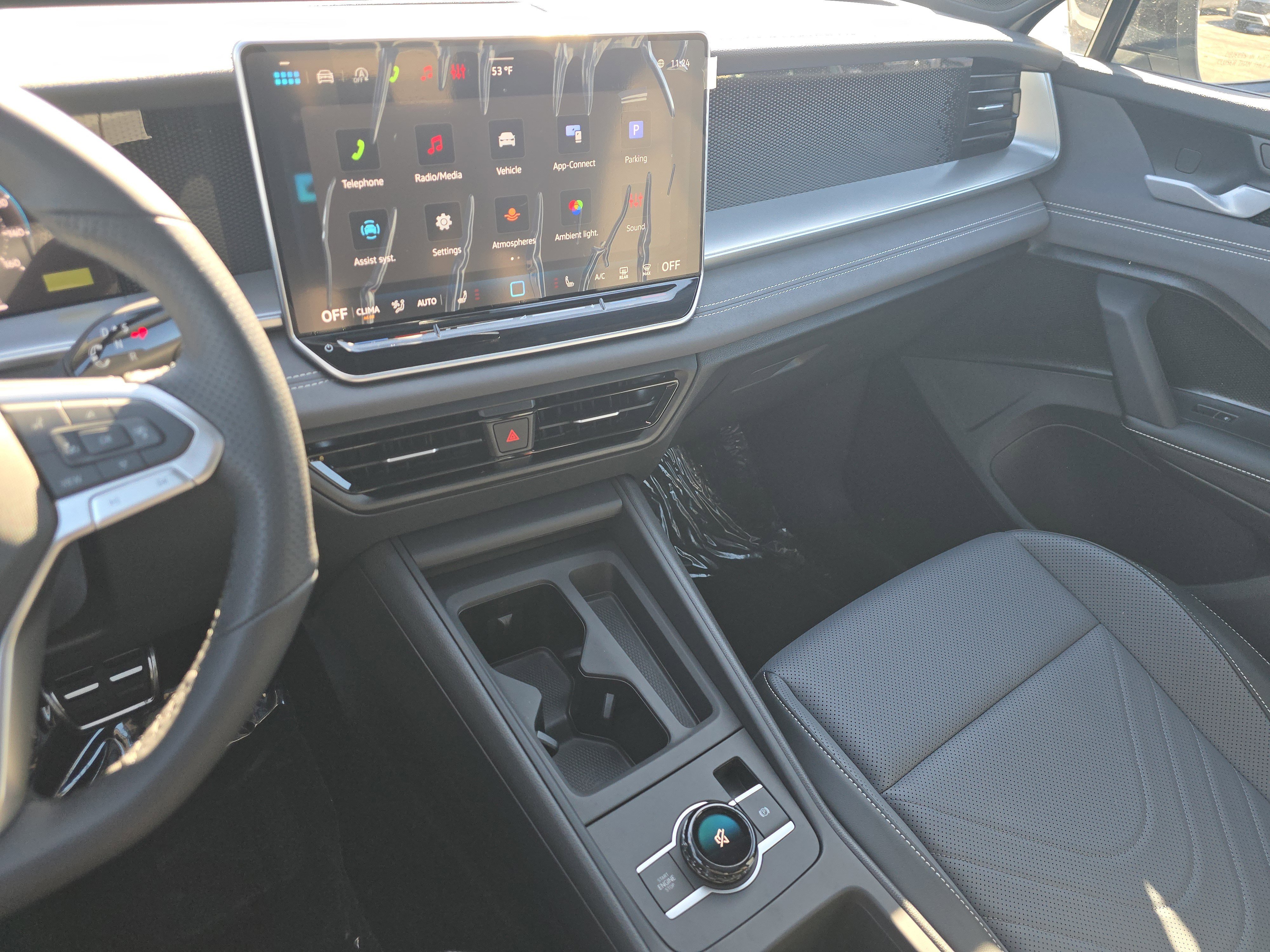 New 2026 Volkswagen Tiguan SE R-Line image 22