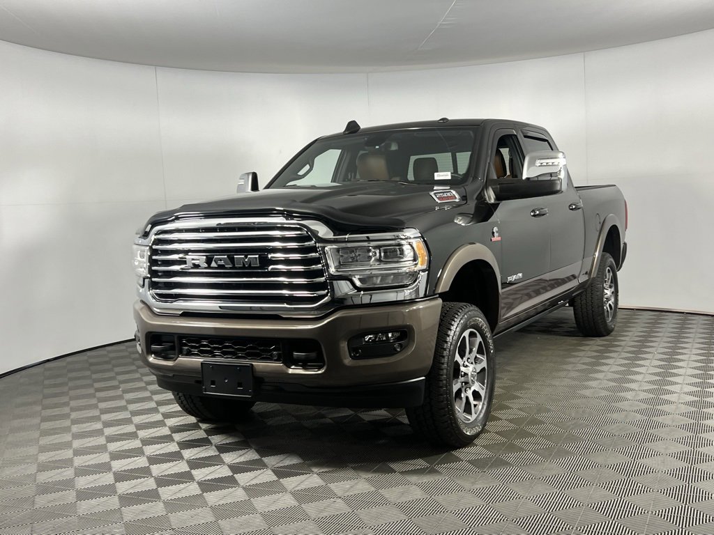 Used 2024 RAM 2500 Limited image 3