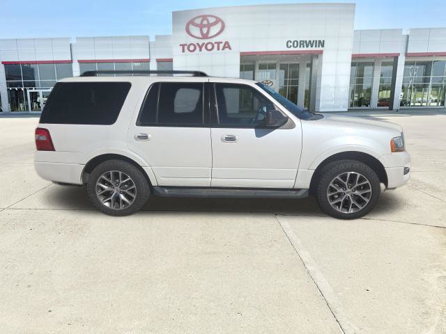 Used 2017 Ford Expedition XLT w/ Equipment Group 202A AWD/4WD image 36