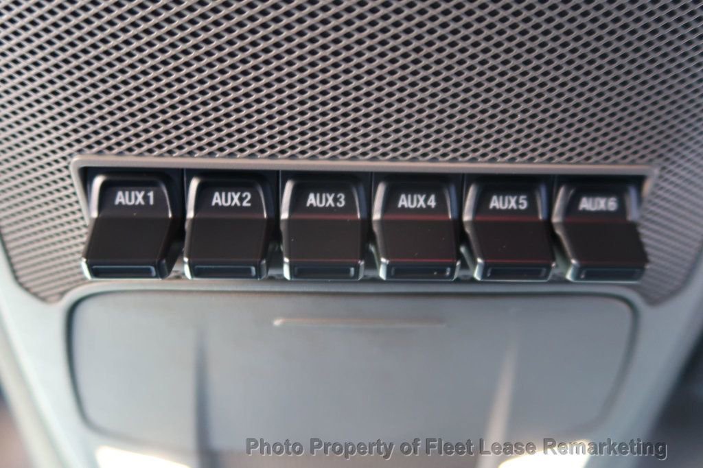 Used 2018 Ford F550 2WD Regular Cab Super Duty image 28