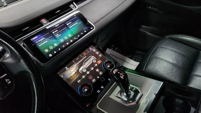 Used 2020 Land Rover Range Rover Evoque SE image 33