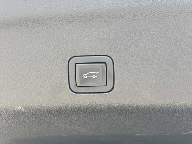 Certified 2024 GMC Yukon SLT image 14