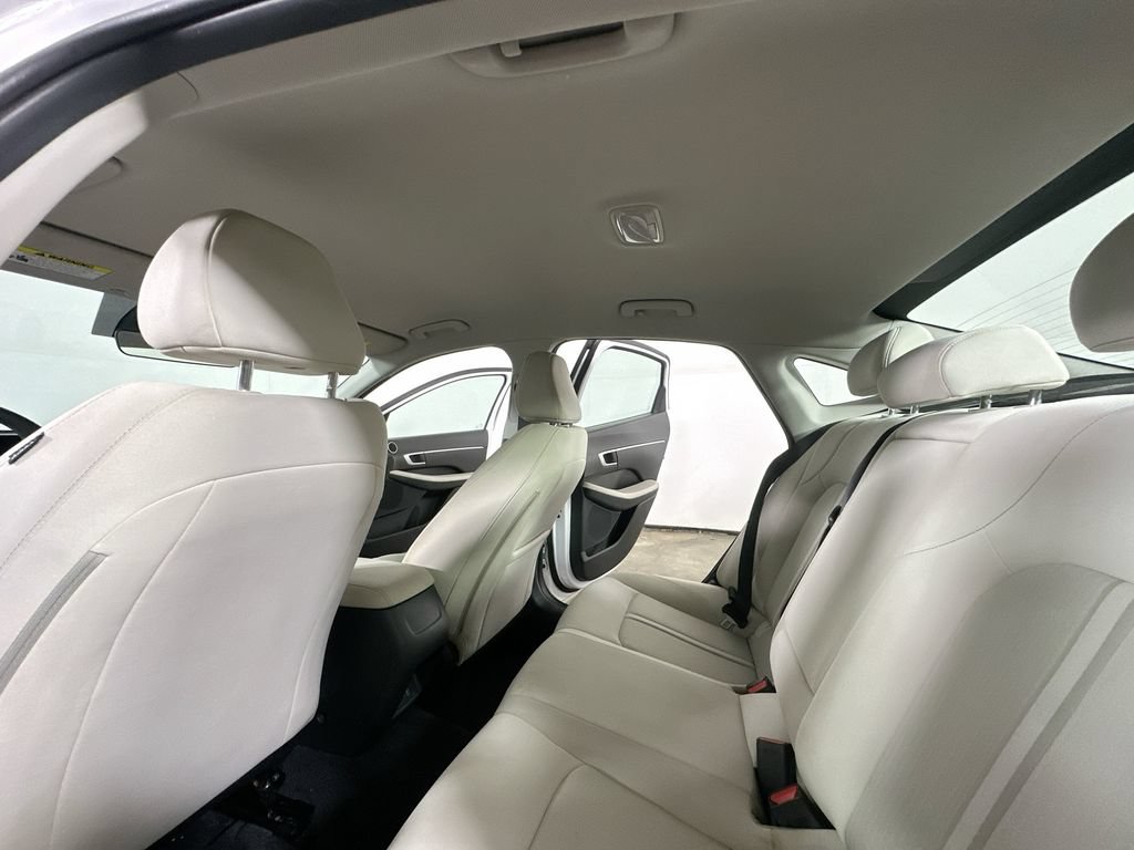 Used 2024 Hyundai Sonata SEL FWD image 15