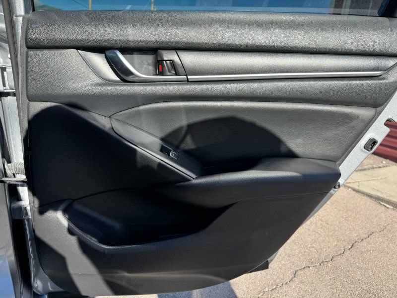 Used 2022 Honda Accord Sport image 14