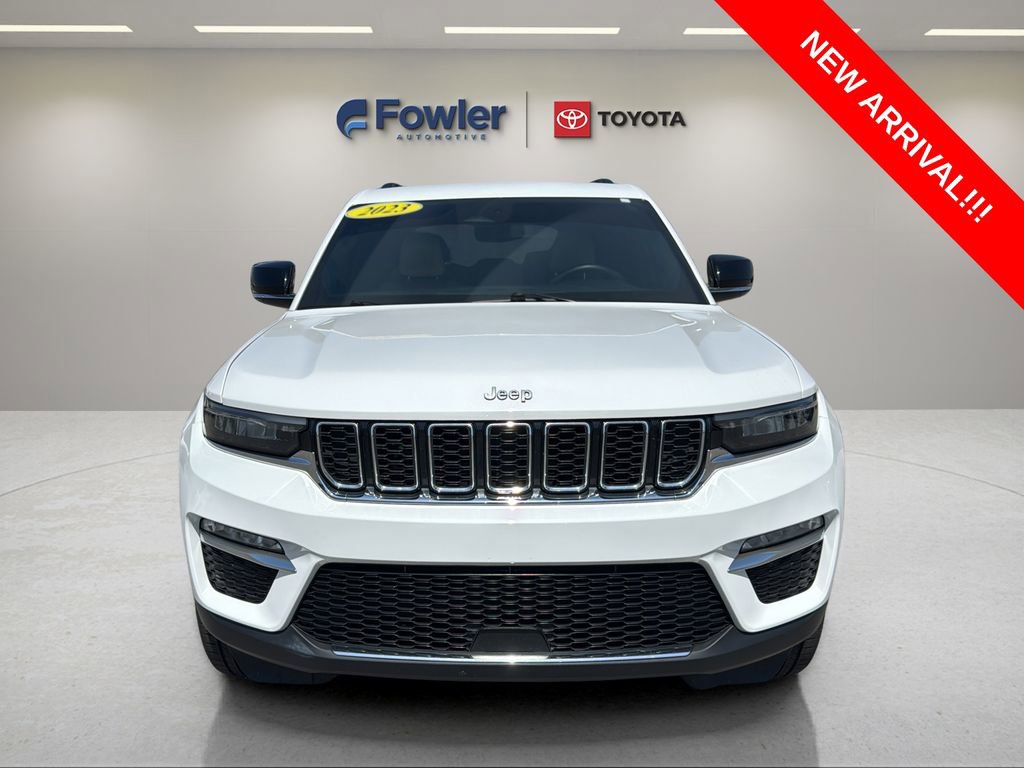 Used 2023 Jeep Grand Cherokee Limited image 2