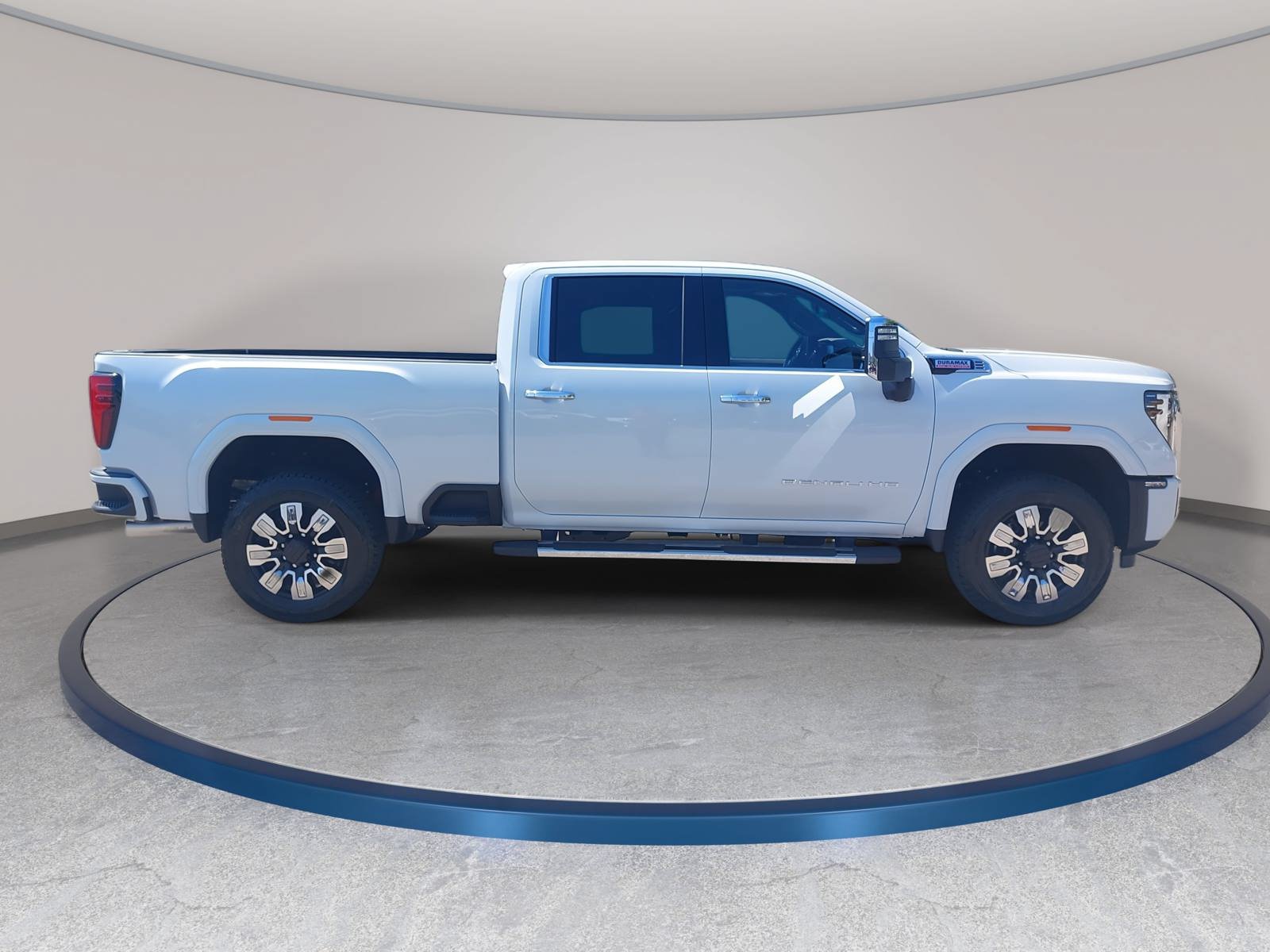 New 2026 GMC Sierra 2500 Denali w/ Denali Reserve Package AWD/4WD image 4