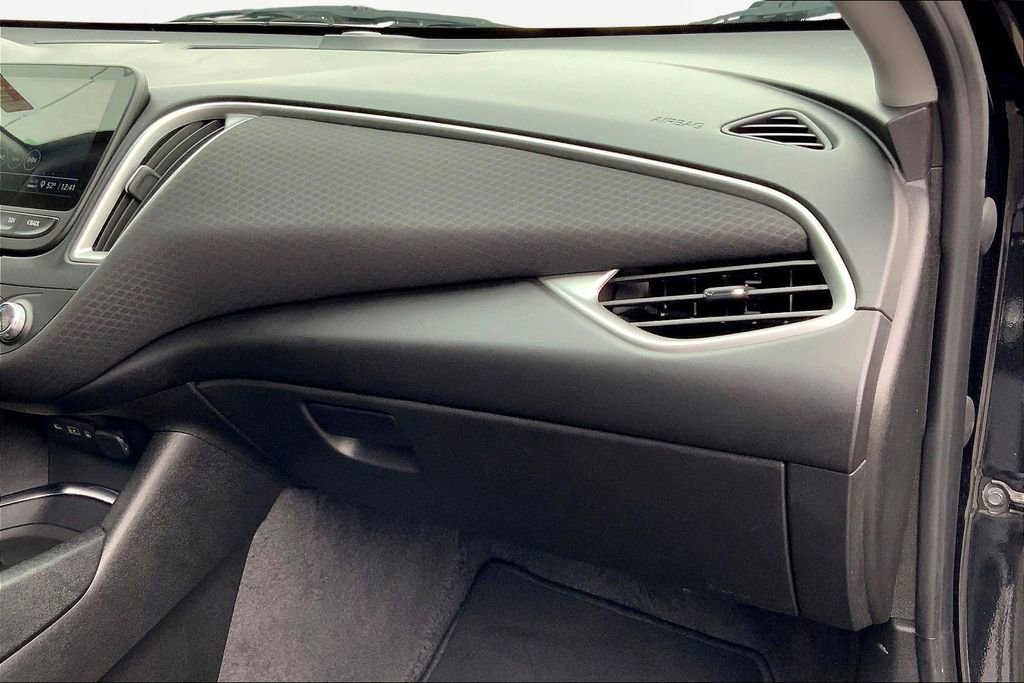 Used 2024 Chevrolet Malibu LT image 18