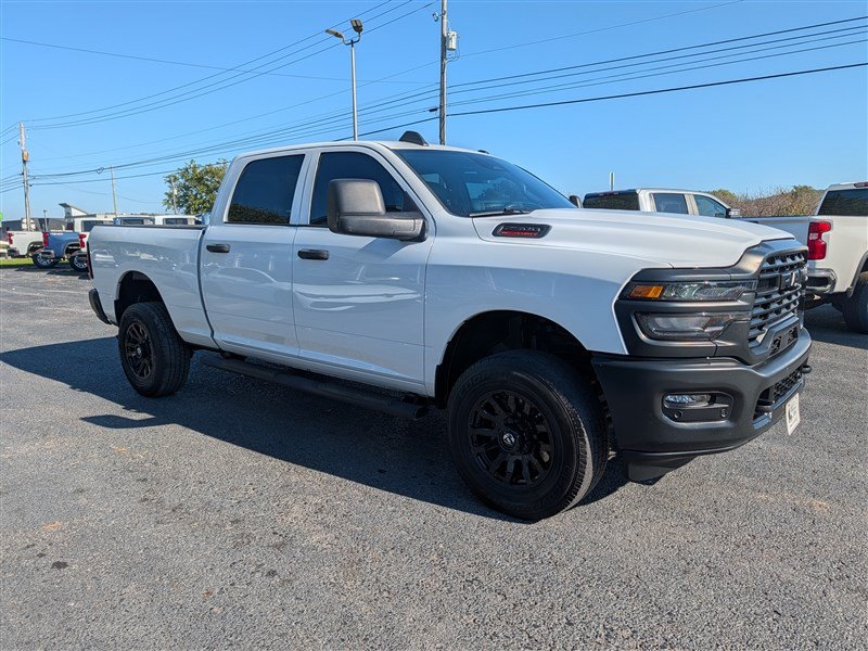 Used 2025 RAM 2500 Tradesman w/ Bed Convenience Group AWD/4WD image 8
