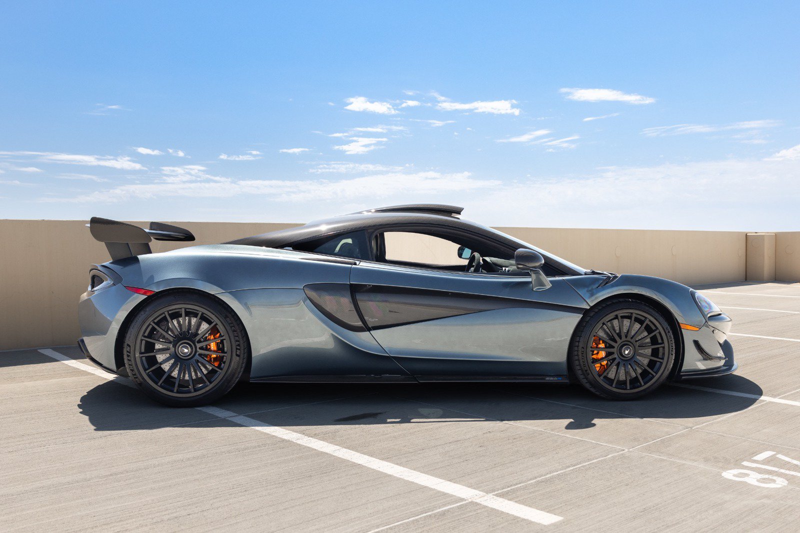 Used 2020 McLaren 620R RWD image 6