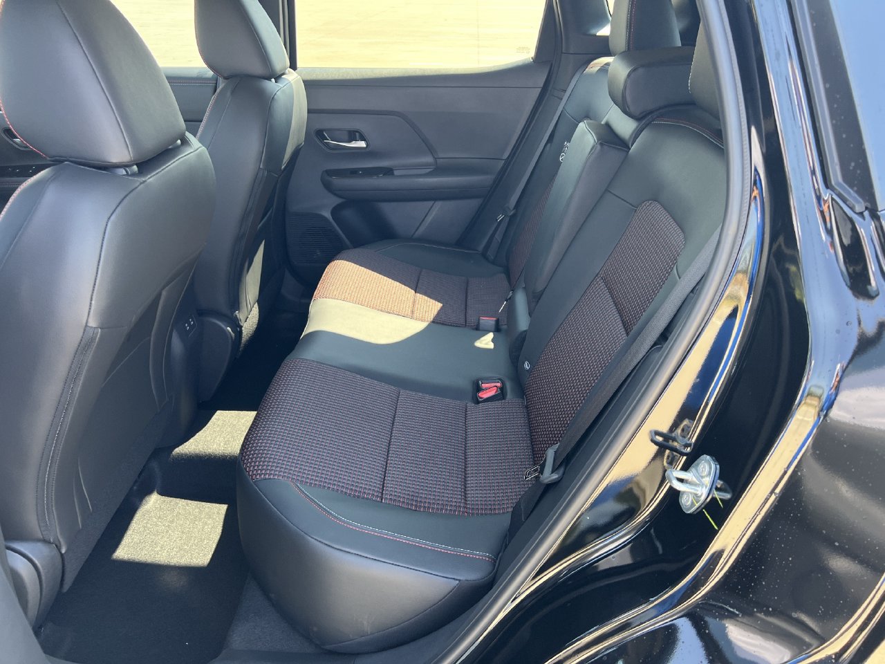 New 2027 Nissan Kicks SR AWD/4WD image 14