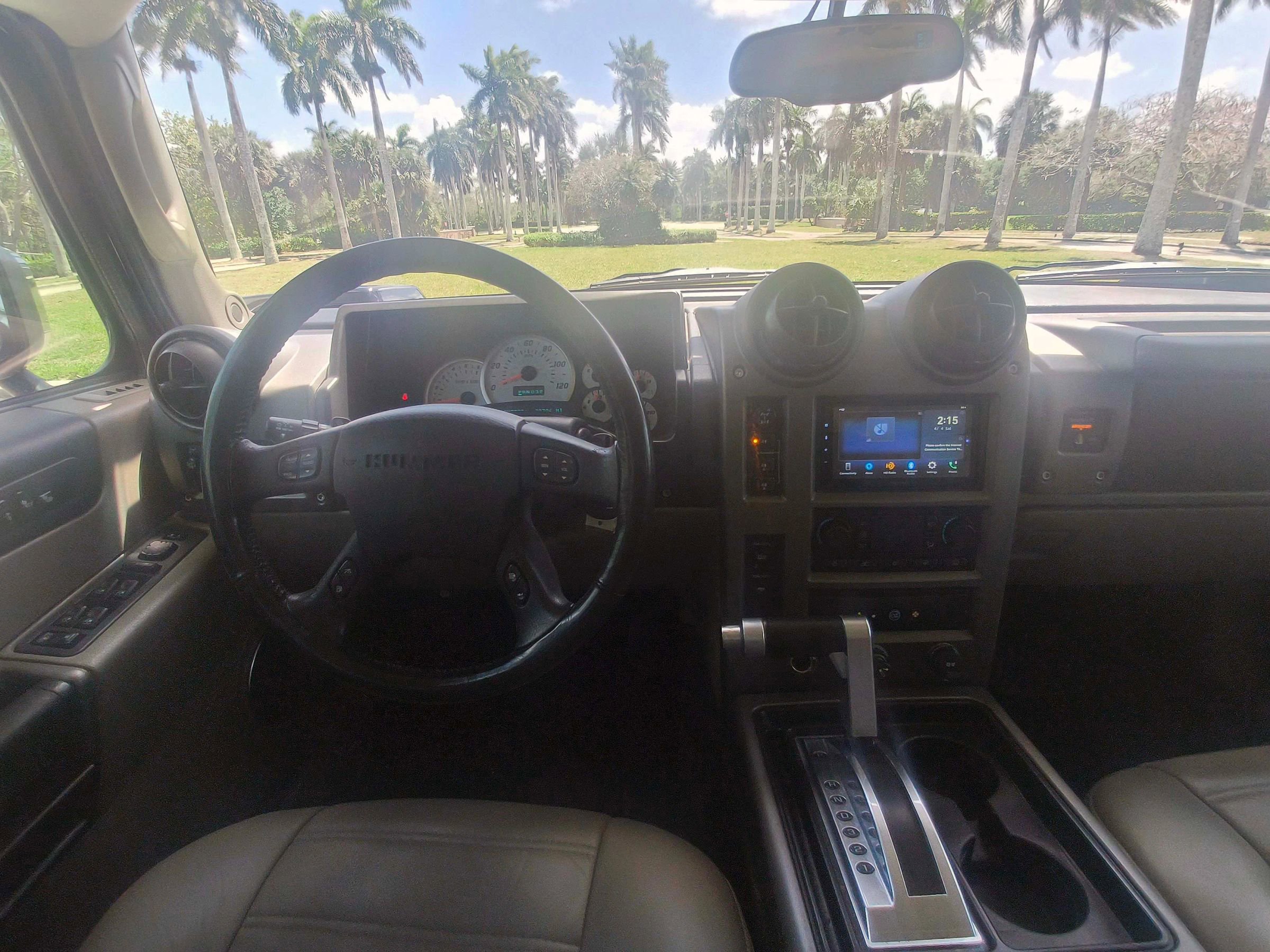 Used 2003 HUMMER H2 w/ Preferred Equipment Group image 21